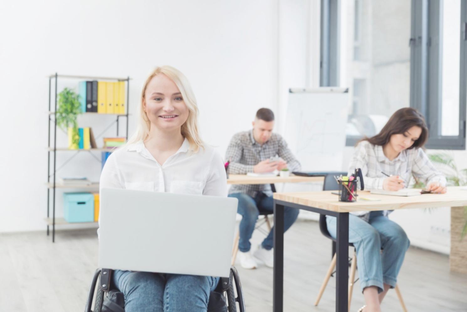 vionnexiscapelyxara Finanzexperten bei der Entwicklung innovativer Budgetmanagement-Lösungen
